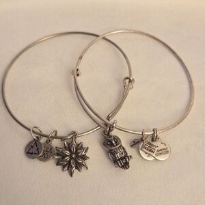 Alex And Ani Silver Tone Charm Bracelet Lot of 2 Owl & Lily Flower